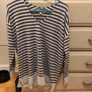 Striped v neck sweater